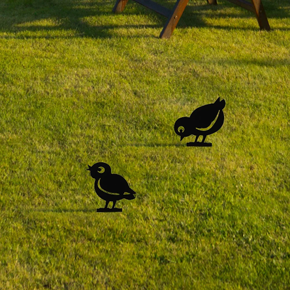 

2 Pcs Ornaments Yard Chick Garden Adornment Wood Pile Chicken Stake Insert Iron Outdoor Lawn Sign