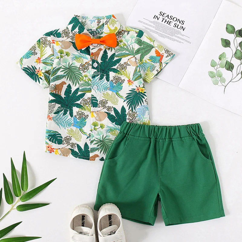 

Boy Gentleman Suit Bow Flower Leaf Animal Pattern 2 Fashion Short-sleeved Shirts Shorts Children Clothing Set Vacation Outfits