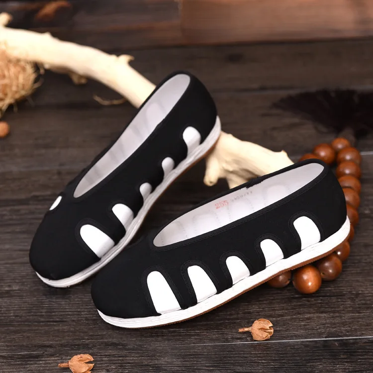 

Cotton Soled Chinese Traditional Shoes Martial Art Shoes Kung Fu Wushu Tai Chi Shoes Sports Shoes Sneakers Unisex Breathable