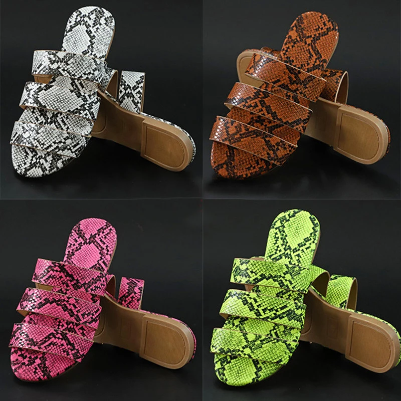 

Шлепанцы женские со змеиным принтом, сандалии на плоской подошве, модная Уличная обувь со змеиным принтом, летние