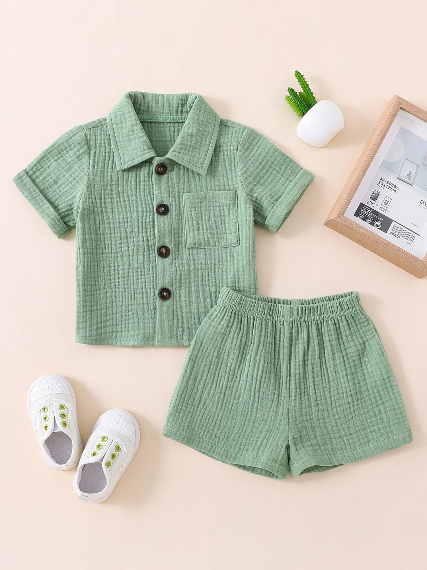 

Adorable Summer Set for Baby Boys Solid Cotton Linen Short Sleeve T-shirt with Pocket and Matching Shorts Tracksuit Outfit
