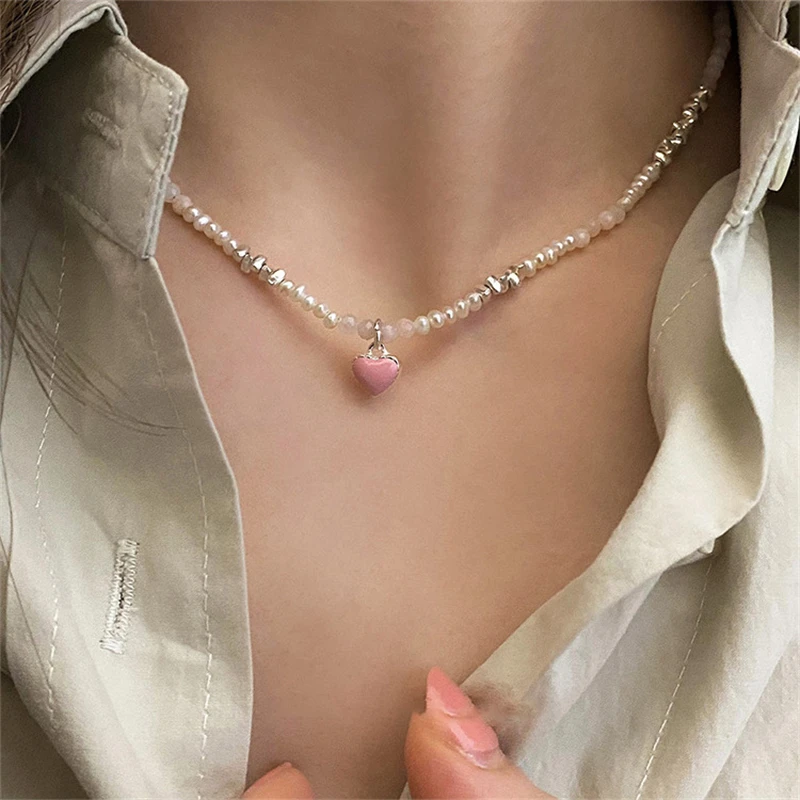 

Korean Heart Pendant Silver Color Gravel Beaded Necklace For Women Cool Y2K Choker 2022 Fashion Jewelry Exquisite Accessory