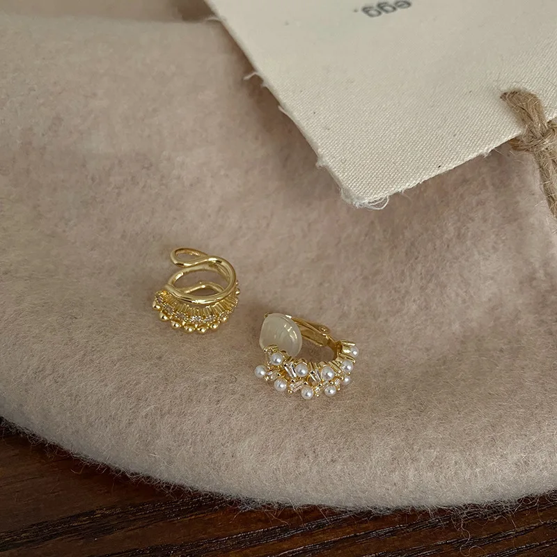 

Женские серьги-клипсы с жемчугом, маленькие милые двухслойные серьги-клипсы в горошек с цирконием, ювелирные изделия для имитации пирсинга, подарки, новинка 2021