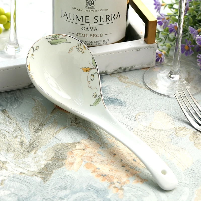 

Картина с зелеными листьями, натуральный фарфоровый ковш для супа, китайская керамическая ложка для супа, для кухни, Сервировочные инструме...