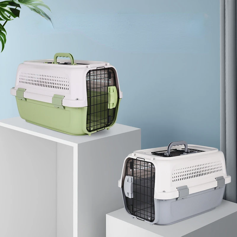 

Convenient Travel Carrier For Cat Four-way Ventilation Bag For Cats Two-way Door Lock Cat Transport Portable Design Cat Cage