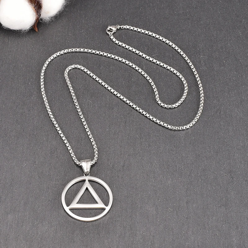 Ожерелье круглое из титановой стали с подвеской геометрической формы в стиле