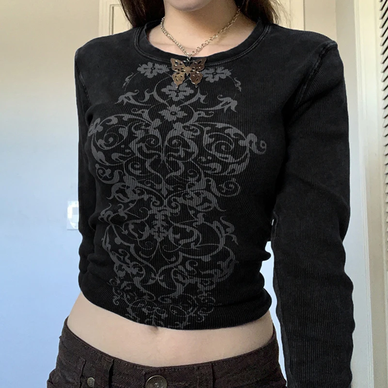 

Womens Autumn Casual Long Sleeve T-shirt Vintage Printing O Neck Exposed Navel Tops New Slim Female Clothing