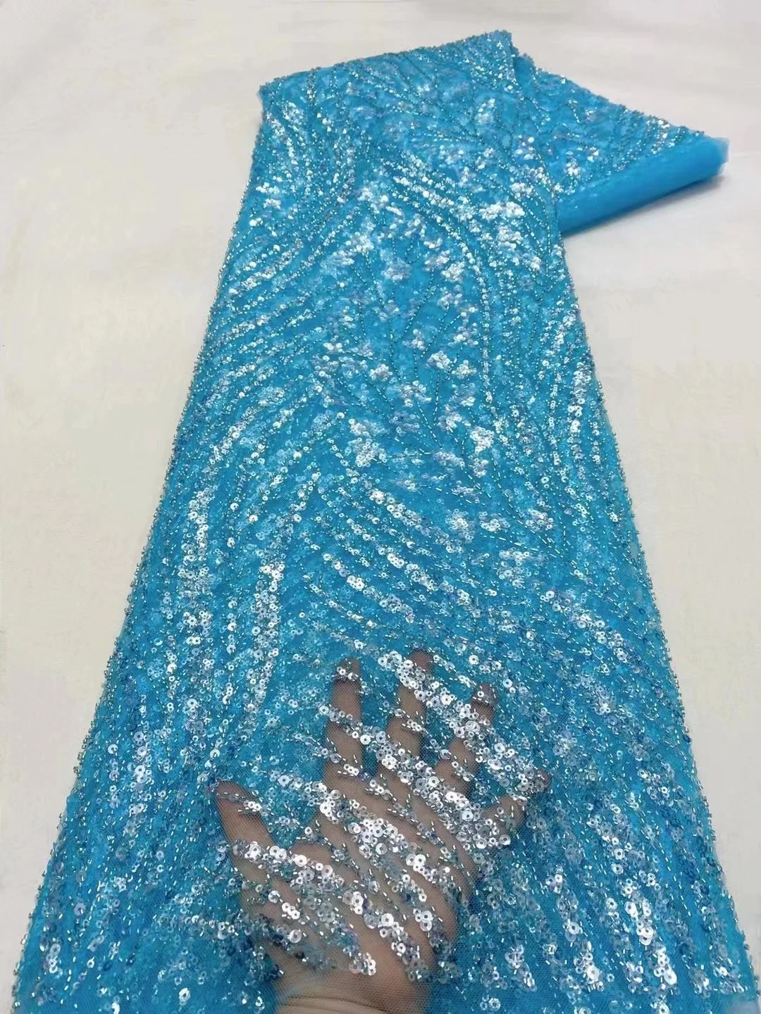 

Luxury Handmade Beads Nigerian Lace Fabric 2022 African French Groom Lace Embroidery Lace Sequins Fashion Wedding Party Dress