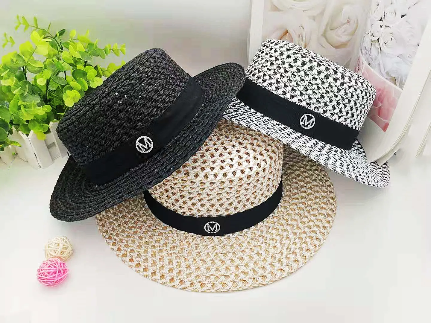 

Summer New M Standard Trend Grid Flat Top Hat Female Fashion Casual Party Black And White Straw Hat Sunshade Top Hat Direct Sale