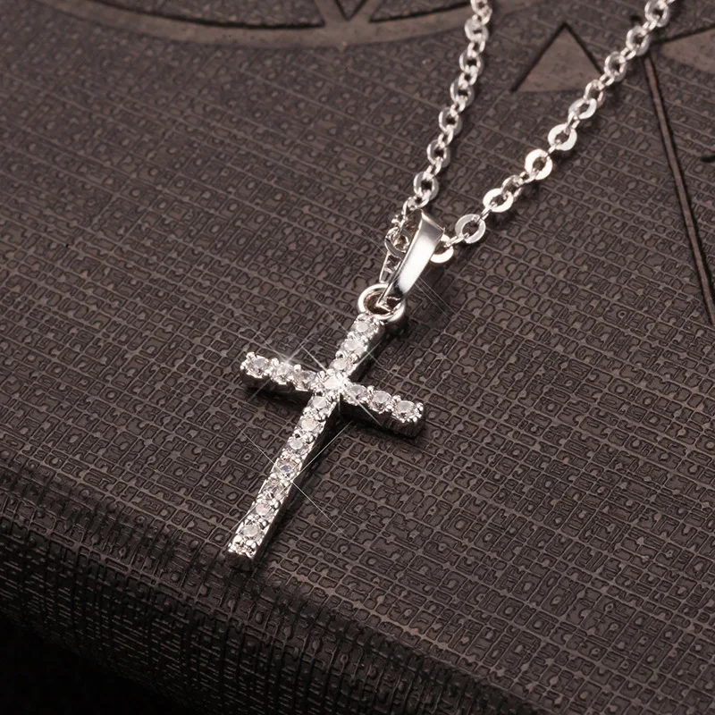

Fashion Rhinestone Cross Dropshipping Gold Silve Color Crystal Jesus Cross Pendant Necklace Jewelry For Men/Women Wholesale