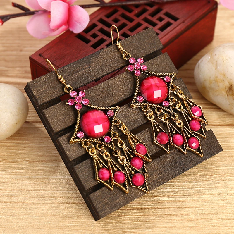 

Vintage Ethnic Antique Gold Color Geometric Dangle Earrings for Women Hollow Rhinestone Tassel Earring Female Vacation Jewelry