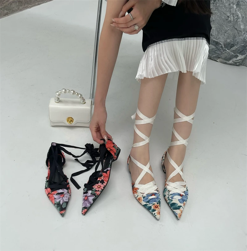 

Flower Design Women Sandals Pointed Toe Cross Strap Ankle Strap Flat Heeled Black Beige Dress Sandals Mules Wedding Size 35-40
