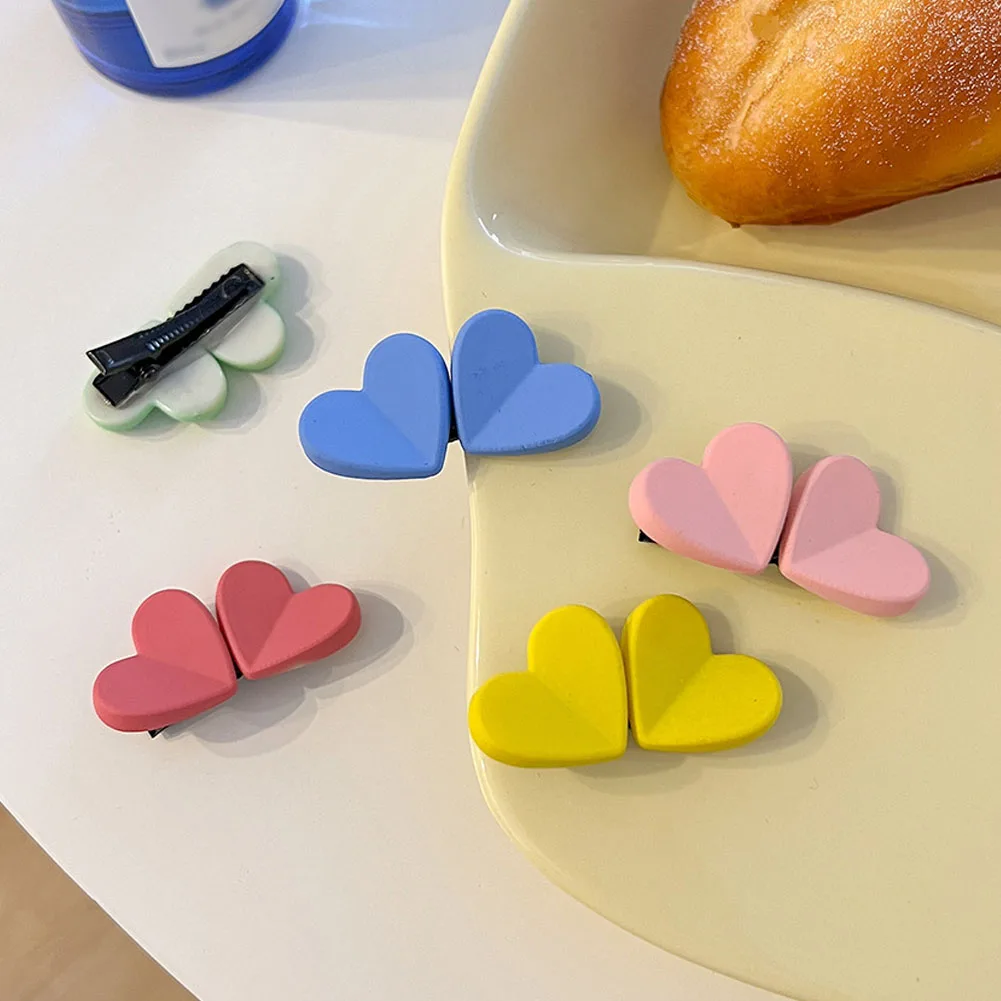 

Candy color love hairpin girl cute bangs clip side ins broken hair side clip net red 2022 new hairpin