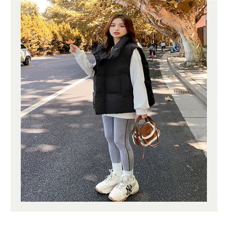 Women's Vest Sleeveless Jacket Demi-season Parka Winter 2023 Zipper Casual Fluffy Plush Oversize Quilted Coat Female