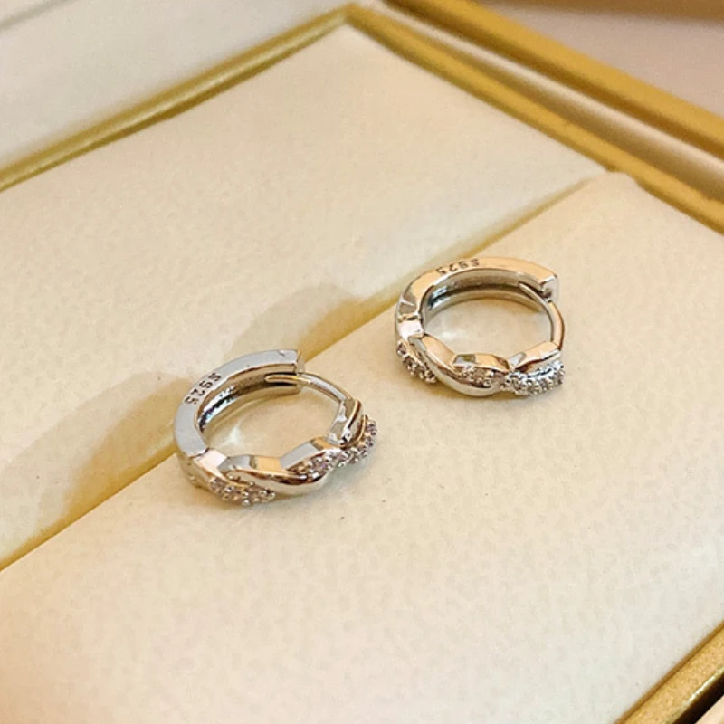 

VSnow Exquisite CZ Zirconia Cross Small Hoop Earings for Women Bling Bling Metal Minimalist Earings Jewelry Pendientes