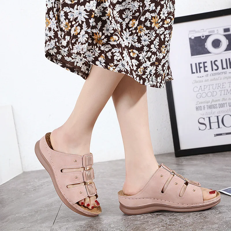

2022 Women's Slippers Comfortable Wedges Slides PU Fashion Beach Shoes Soft Summer Ladies Slippers Designer Shoes Sandales