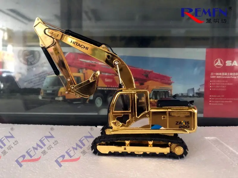 

Hitachi Zaxis 200 Hydraulic Excavator Gold 1/40 Scale DieCast Model New in Box