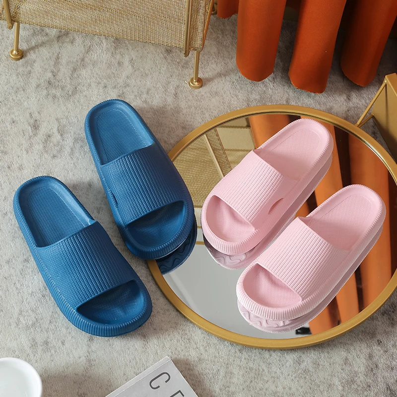 

2022 Thick Platform Bathroom Home Slippers Cloud Slippers Women Soft Sole EVA Indoor Slides Sandals Summer Non-slip Flip Flops