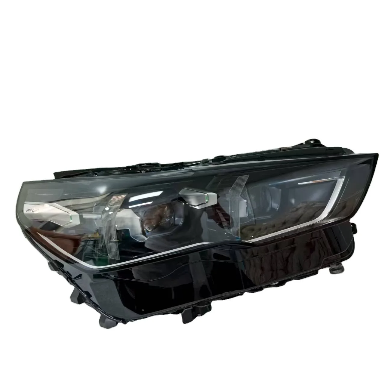 Фото Подходит для BMW 5 серии G60 G68 2022-2024 годов: Оригинальные высококачественные светодиодные фары для автомобильной системы освещения №2