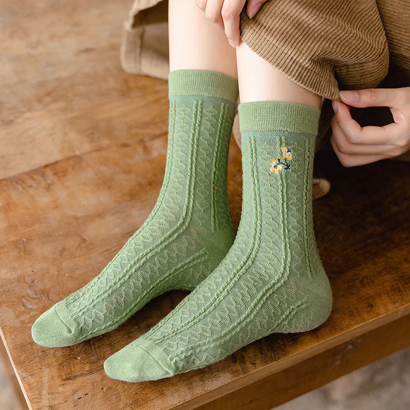 

Middle Tube Socks Women's Spring And Summer New Fashion Trend Green Department Simple Japanese