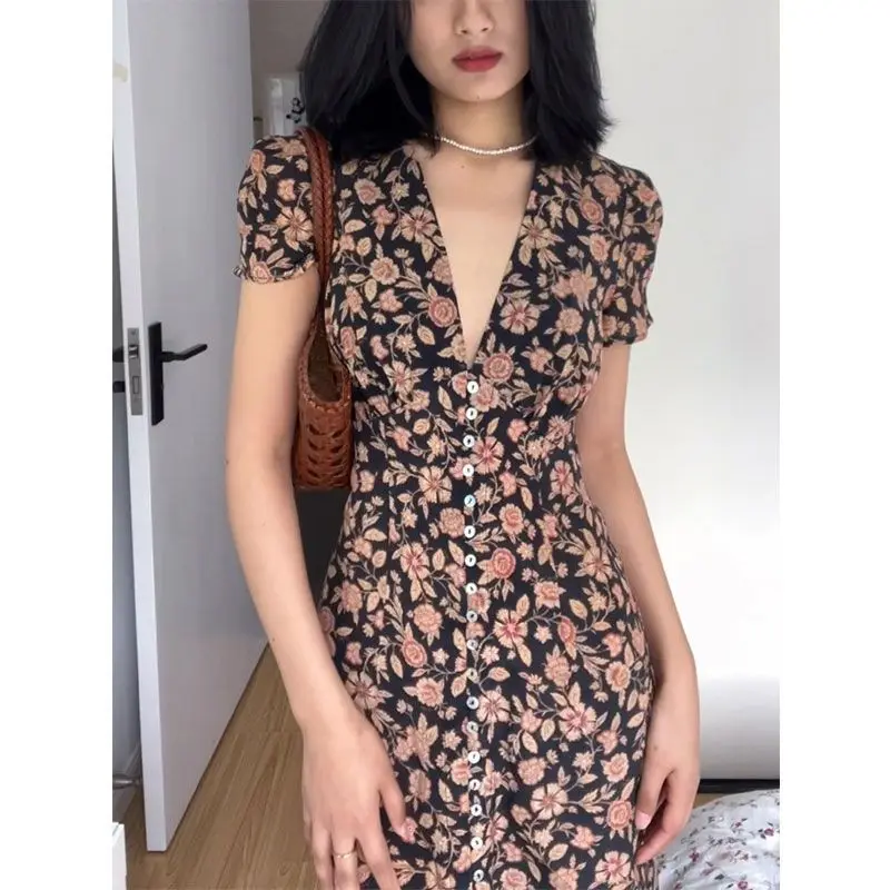 

Vintage V-Neck French Style Floral Dress Skinny Button Retro Romance Pencil Dresses For Women 2023 Elegant High Quality