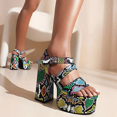 

Big size Oversize Large size sandals for women and ladies Thick soled thick heels with fashionable pattern design sandals