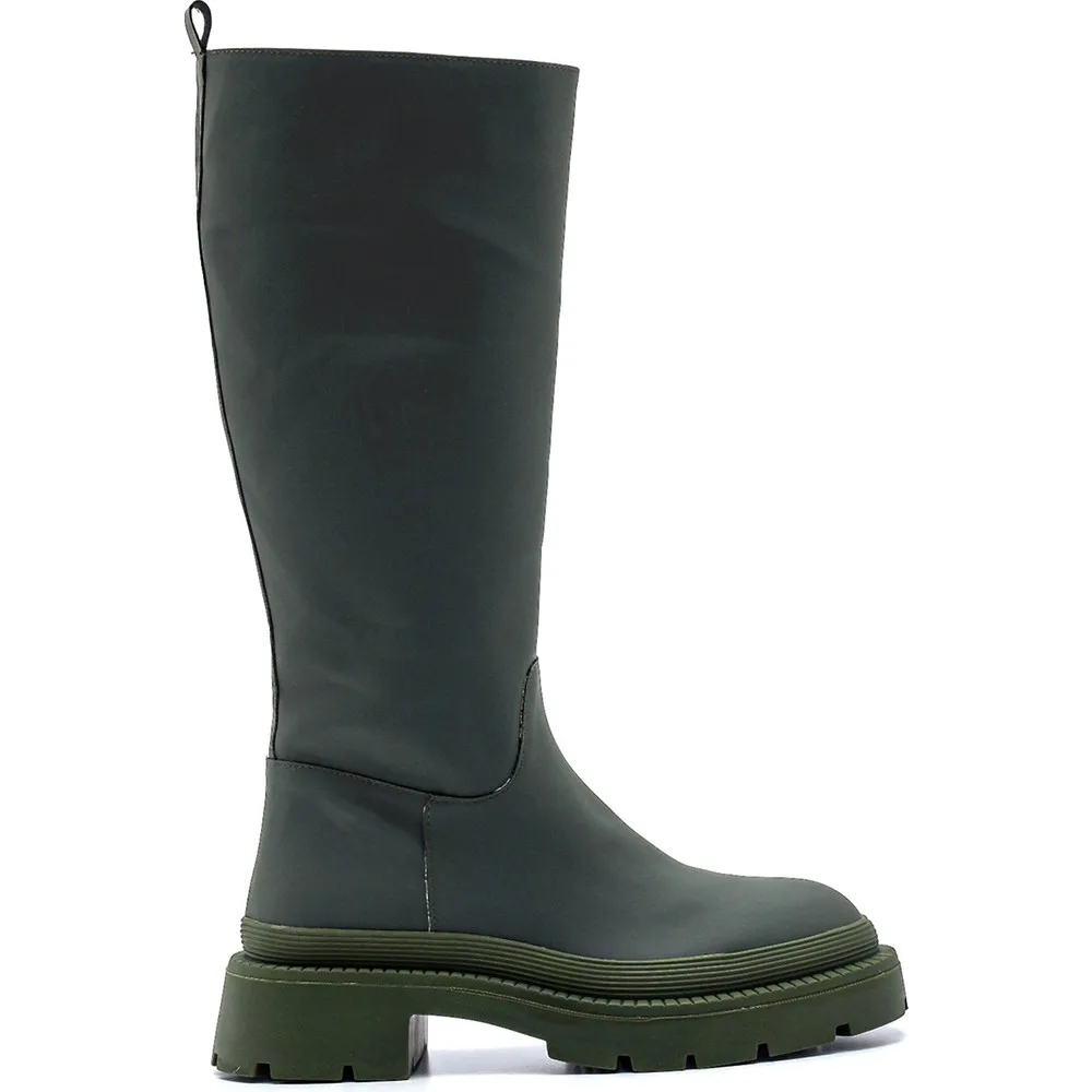 

Dorlie Women Matte Boots