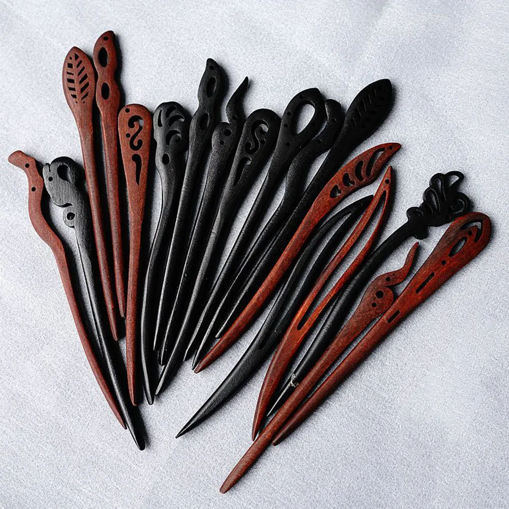 Палочки для волос женские деревянные винтажные красные/черные с Резным Деревом -