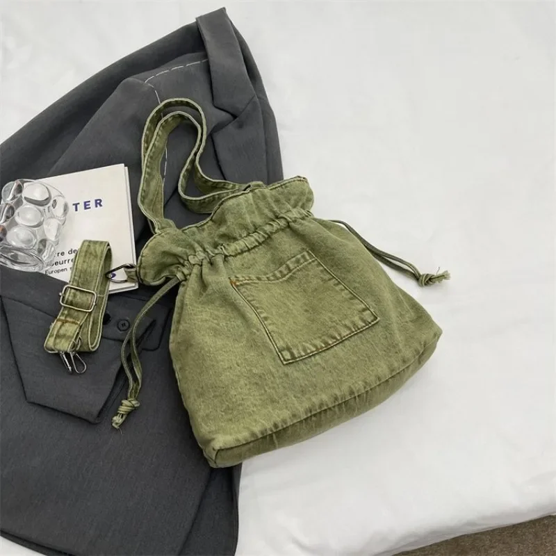 Корейская версия модной вместительной повседневной сумки для женщин новинка 2024