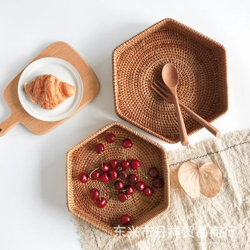 

Handmade Rattan Woven Fruit Basket Autumn Rattan Woven Straw Hexagonal Storage basket Storage Box Water Fruit Basket