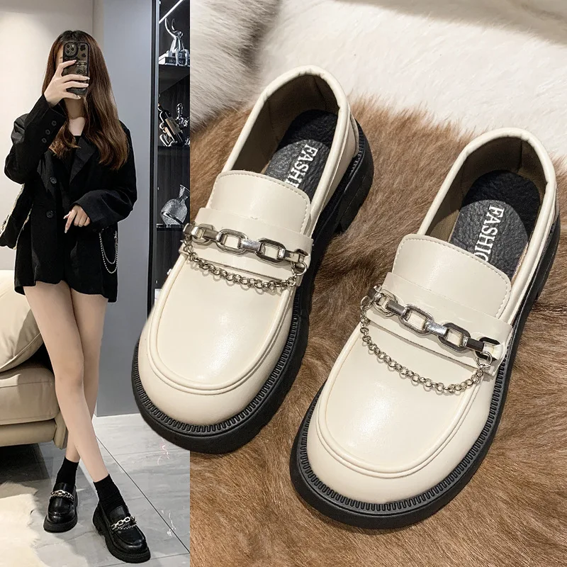 

Winter Shoes Women Round Toe Shallow Mouth Clogs Platform Casual Female Sneakers Loafers With Fur Flats Autumn New Creepers Slip
