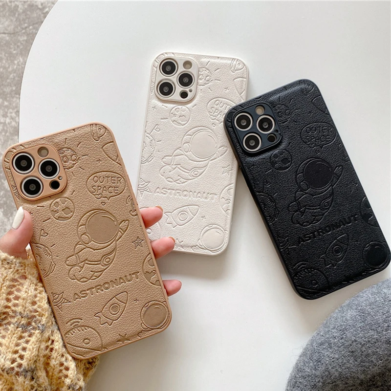 

3D Astronaut Case For iPhone 13 Pro Max Luxury Cute Cartoon Leather Soft Cover For iPhone 11 12 13 Pro Max XS Max XR X 8 7 Plus