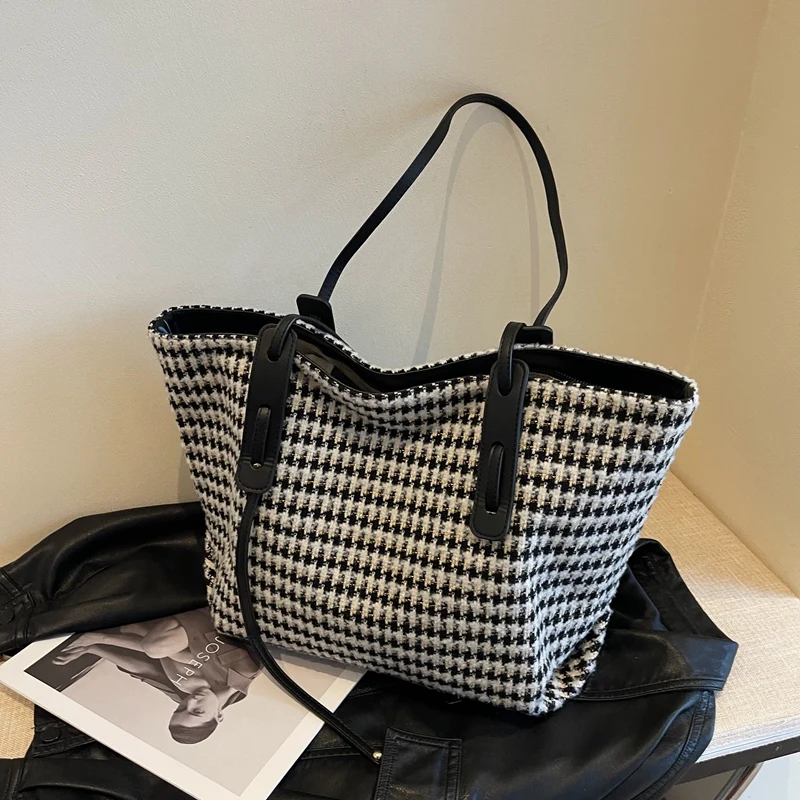 

Large Capacity Shopper Bag For Women Vintage Houndstooth Canvas Shoulder Tote Bag 2023 Winter Portable Travel Bag Female Handbag