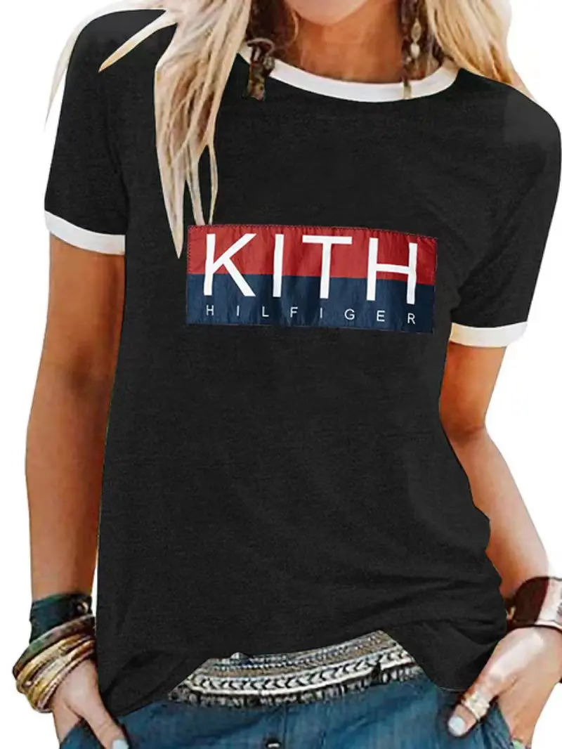 

Женская футболка с круглым вырезом, коротким рукавом и надписью