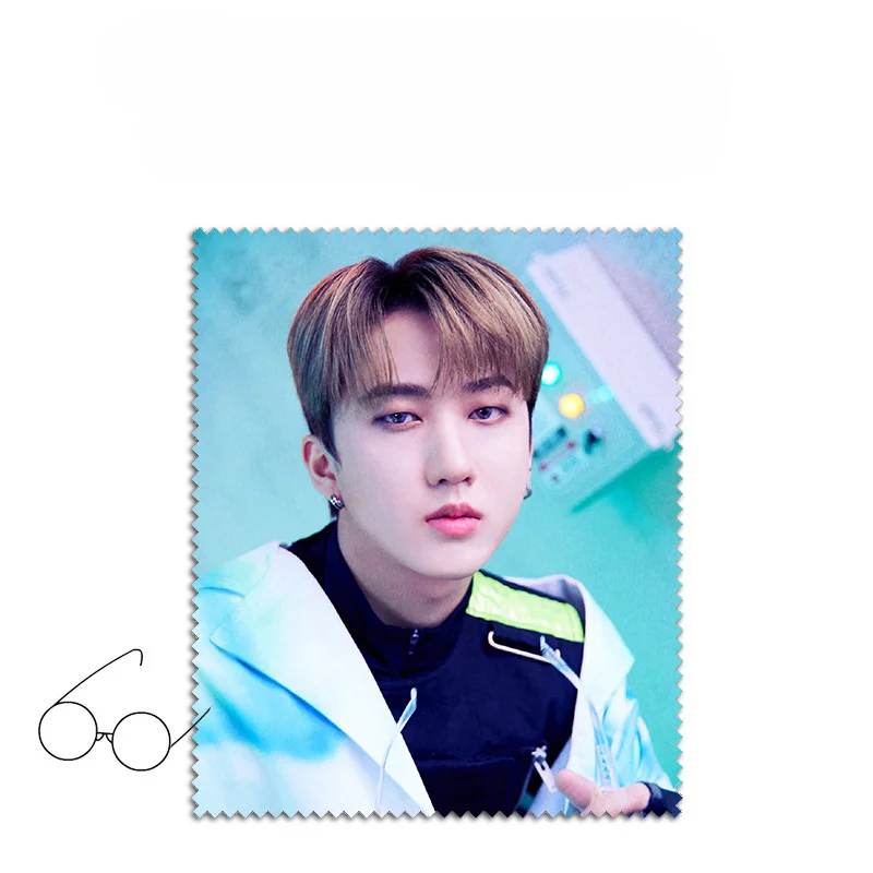 

Wholesale Kpop STRAY KIDS New Album POP-UP STORE 'THE VICTORY' Microfiber Glasses Cleaning Cloth For Lens Kim Tae Fan Collection
