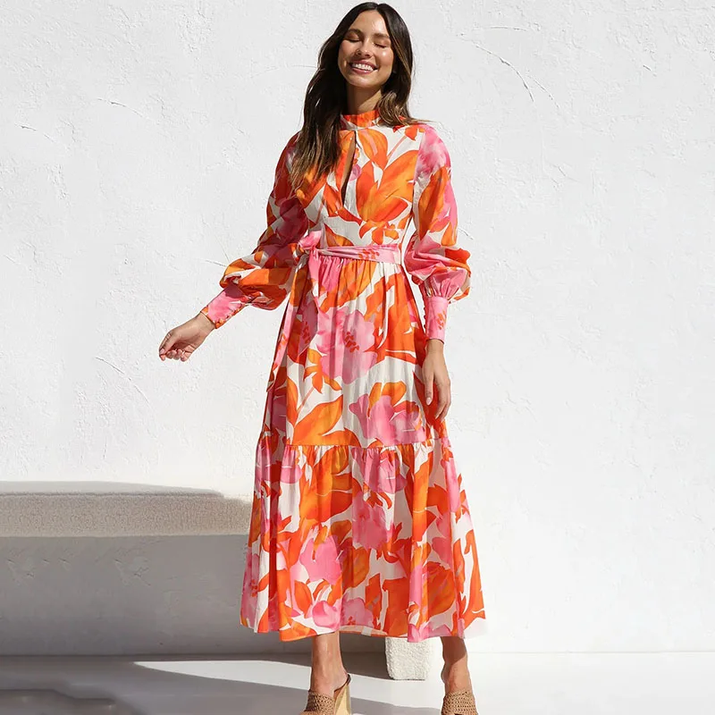 Женское ажурное платье-миди с цветочным принтом длинным рукавом и поясом