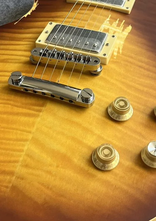 Электрическая гитара GB