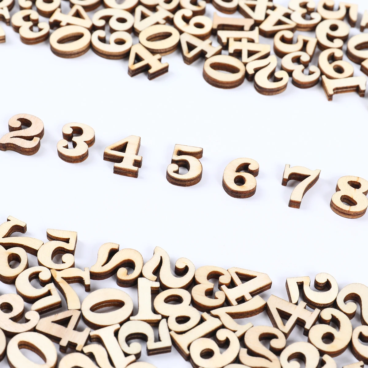 100 шт. деревянные цифры-буквы