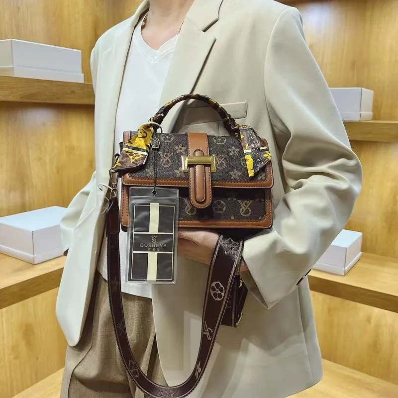 New Trend Printing Multi-Function Large Capacity Women's Handbag Travel Versatile Fashion Messenger Bag For All Seasons