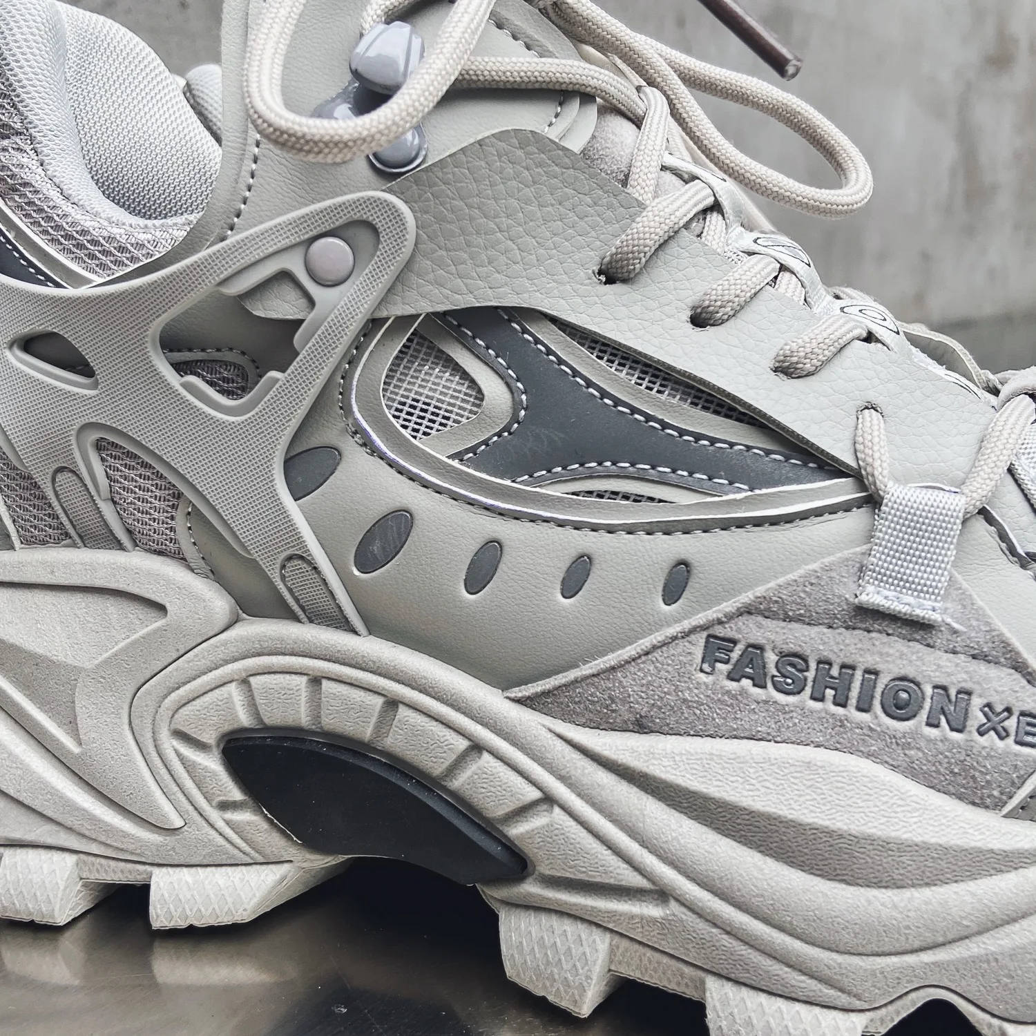 Thick Sole Men's Chunky Sneakers High Quality Designer Replica Casual Shoes for Male Fashion Reflective Sports Footwear 2023