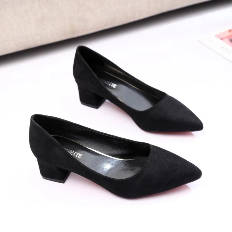 Новые женские туфли-лодочки из флока милые пикантные офисные туфли на высоком