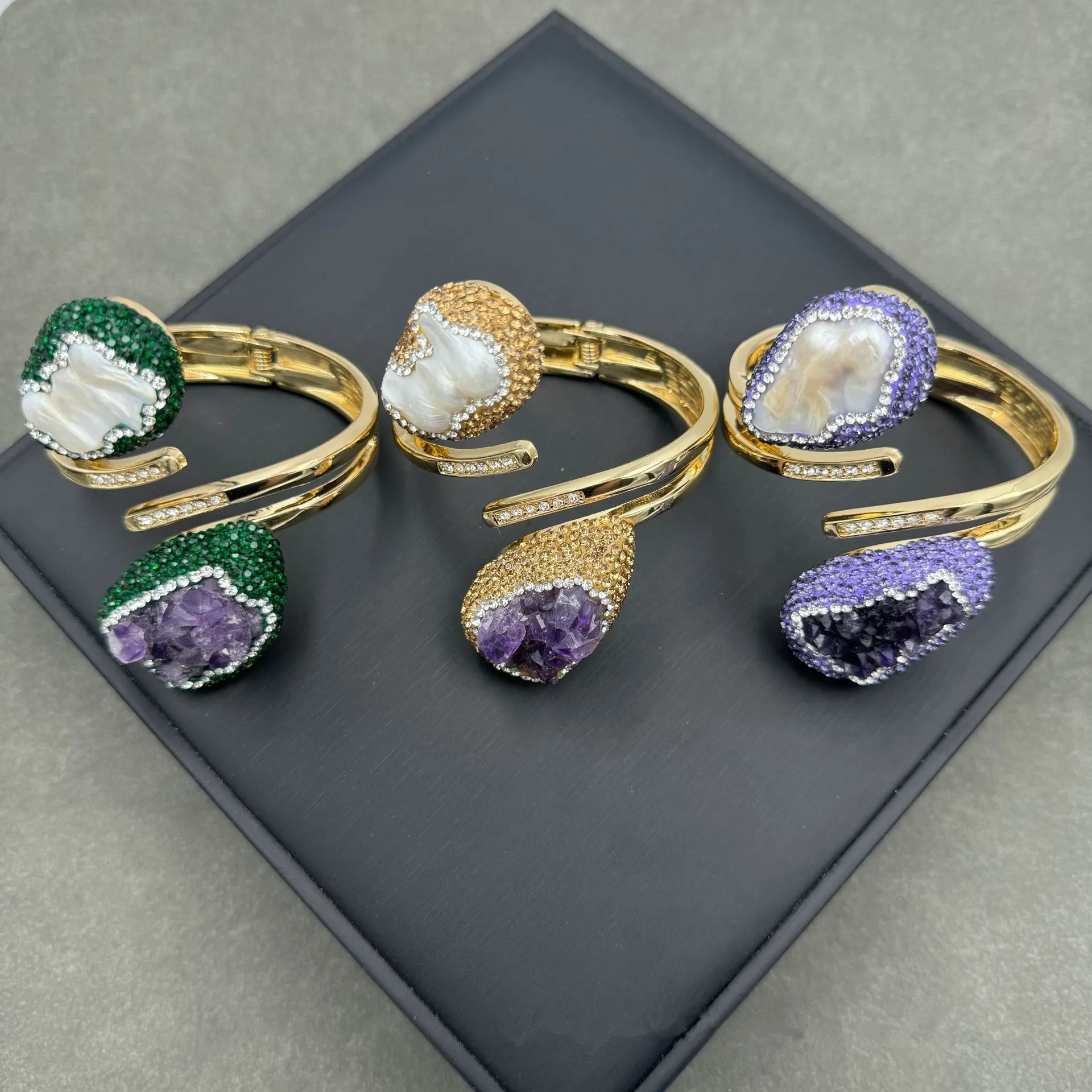 Браслет женский из натурального пресноводного жемчуга с аметистом