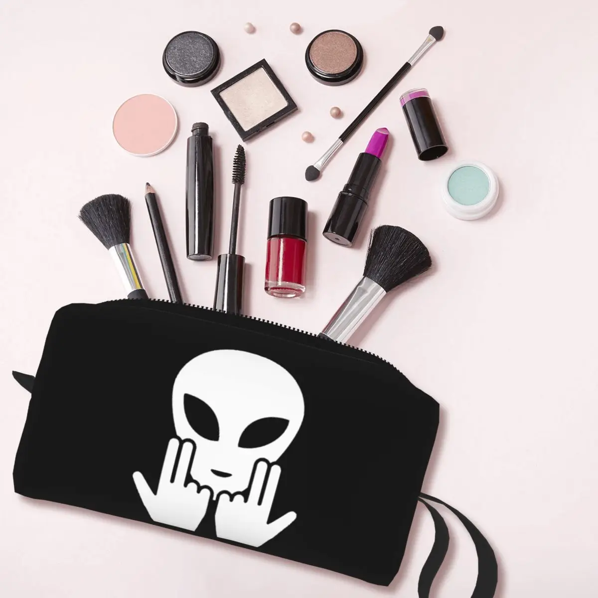 Дорожная сумка для туалетных принадлежностей с рисунком музыки и черепа