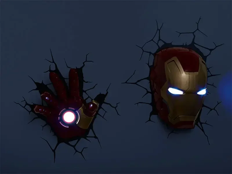 Креативная модель с 3d-изображением героя Marvel Железного человека на шлеме