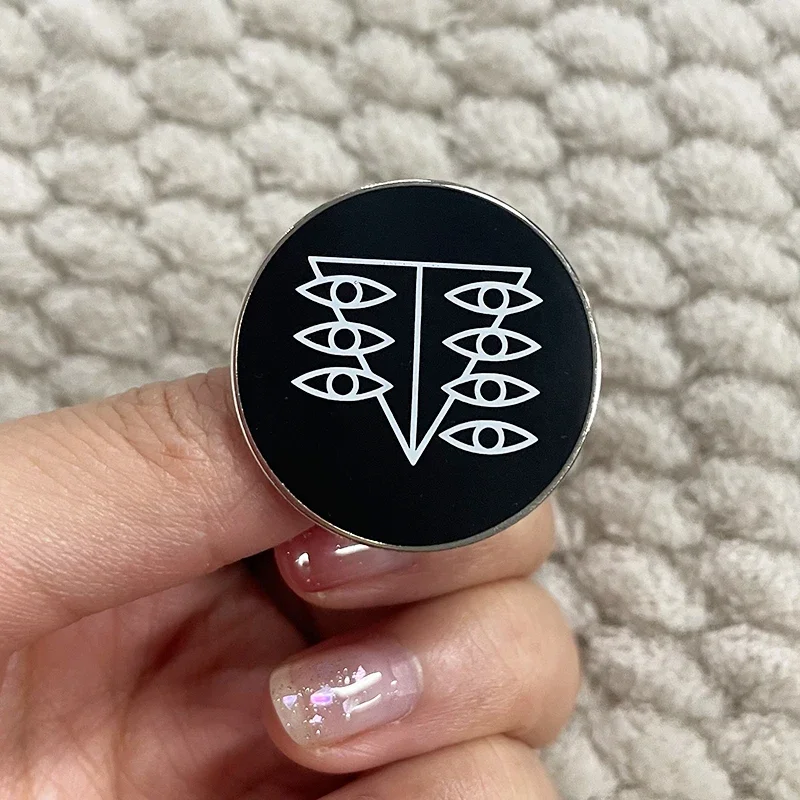 Булавки для лацканов 7 глаз перевернутый треугольник логотип кнопка значок