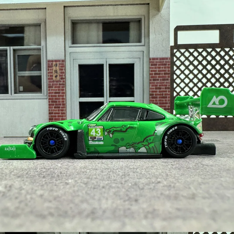 Новинка в наличии топ модели 1:64 911 SVRSR Hoonipigasus модель автомобиля под давлением