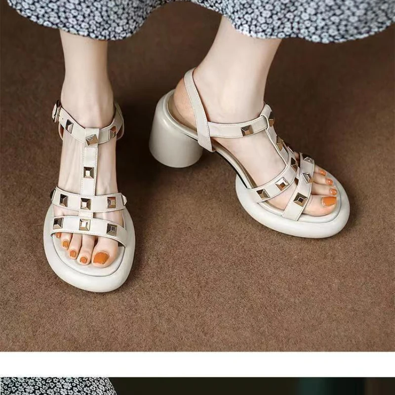 

Сандалии женские с ремешком на пряжке, однотонные Босоножки с открытым носком, обувь на каблуке, лето 2023