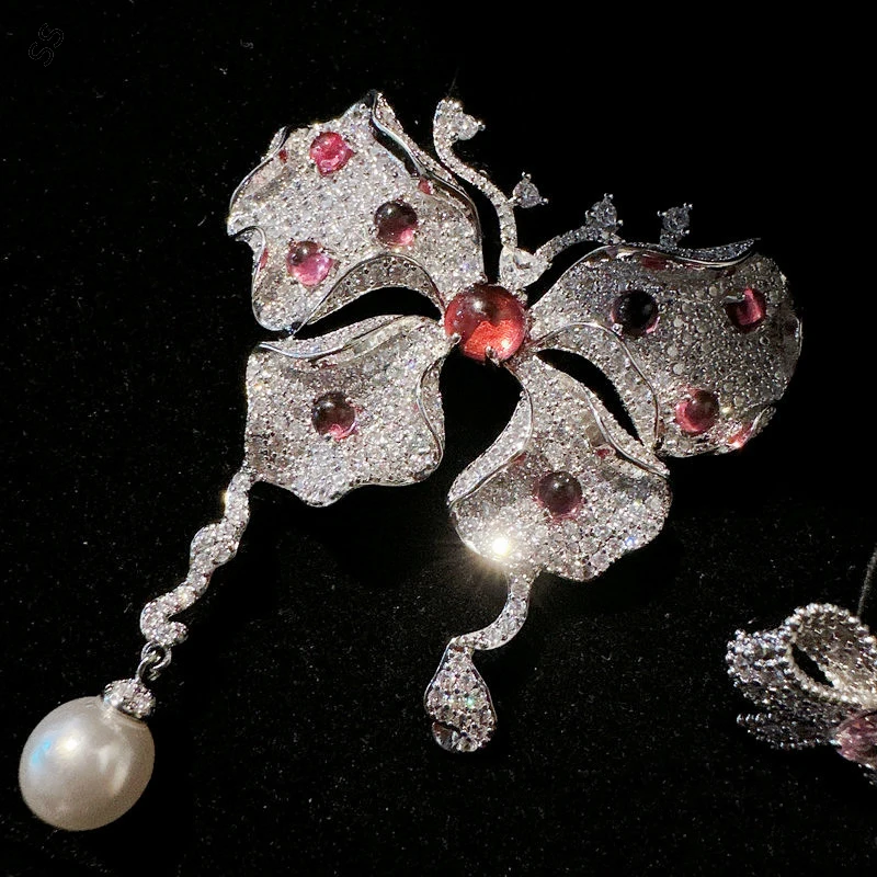 

New Fashion Ruby Butterfly Brooches Women's Evening Dresses Decorated Accessories