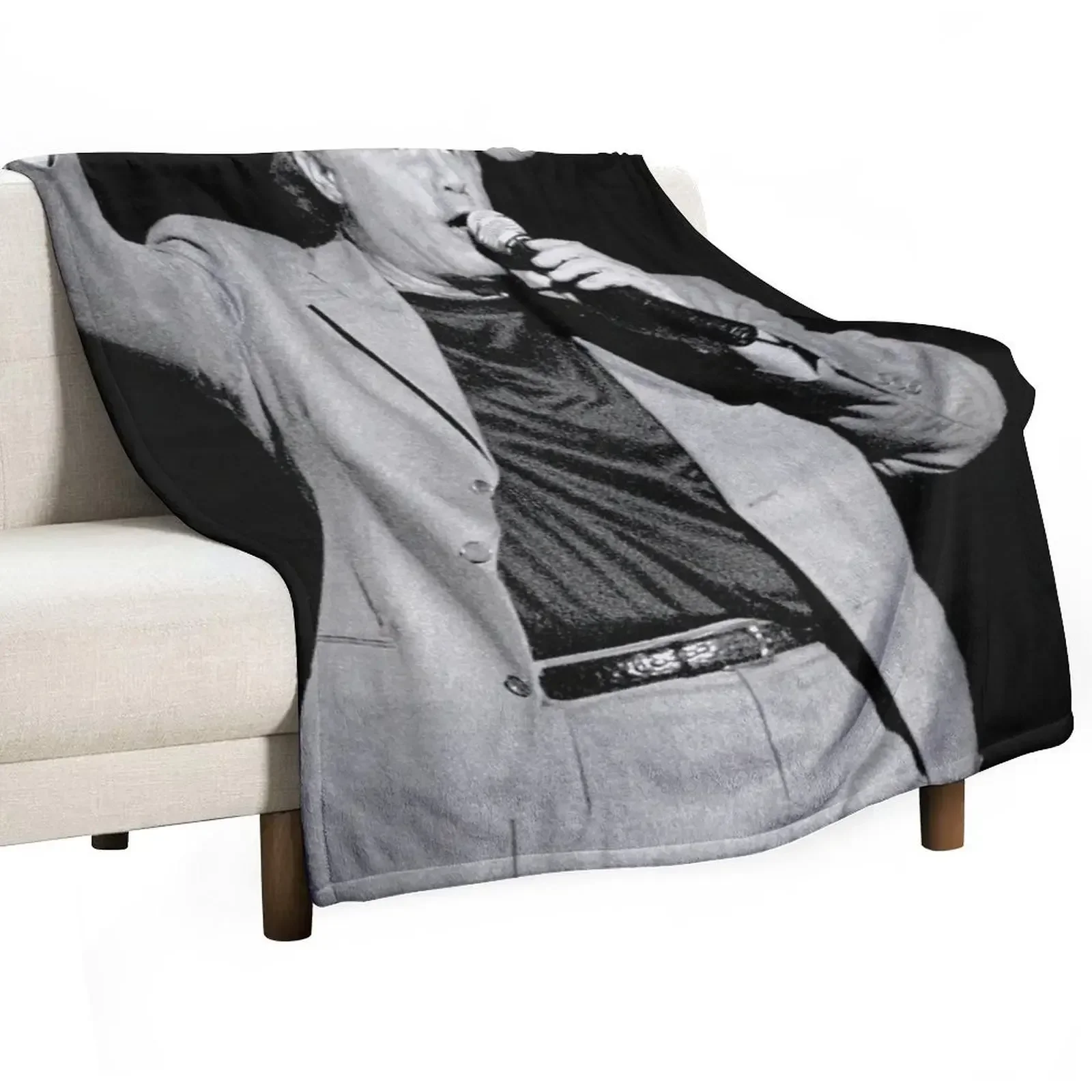 r953 / Новое одеяло Finition 2024 Le Légendaire Chanteur via lɺrgentique Salvatore Adamo (h) Olavia-Olao Okaio Créations