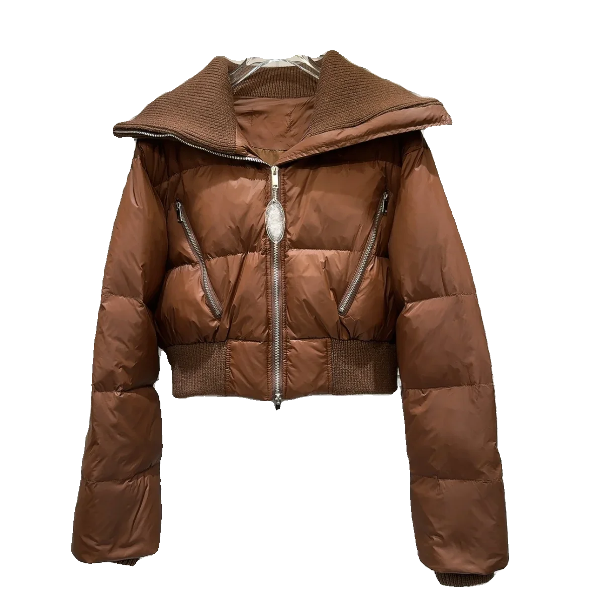 Рисунок 6 - Женский пуховик с отложным воротником